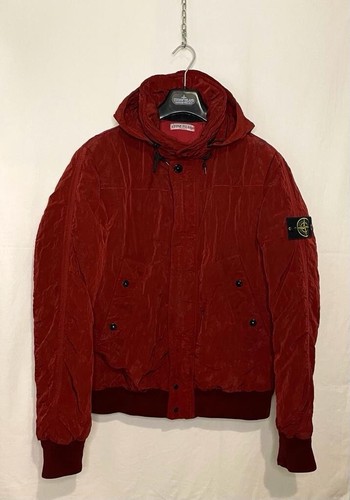 Red stone island - red, vintage